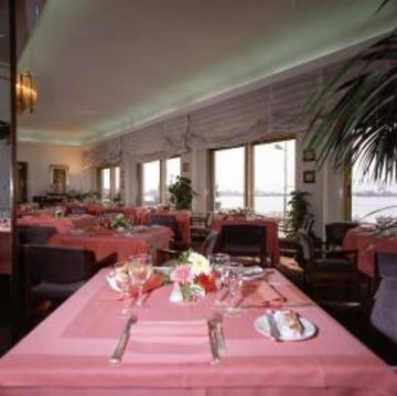 Hotel Dello Stretto Messina Exterior photo